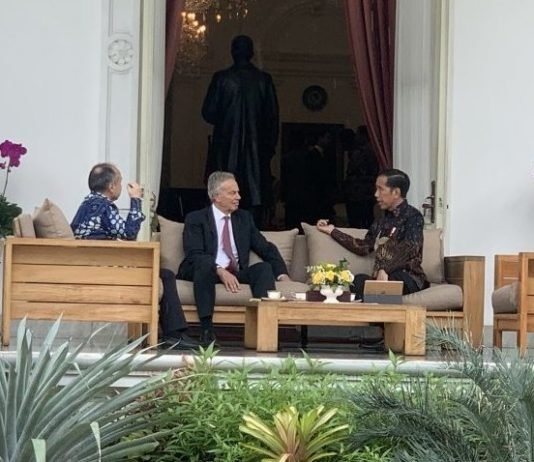 Presiden Jokowi Bertemu CEO Softbank dan Tony Blair Bahas Proyek Ibu Kota Baru