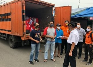 Menko PMK Minta Warga Bersabar Bansos Disalurkan Secara Bertahap