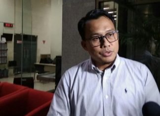 Keterangan Dua Saksi Aliran Uang Dari Nurhadi dan Menantunya