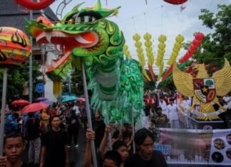 Asal usul hingga makna di balik Tahun Naga Kayu