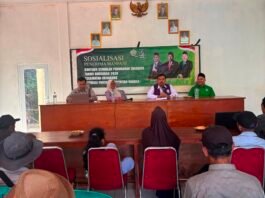 Rijal, M.I.Kom Kawal Bedah Rumah Aspirasi Ahmad Fauzi, Warga Lebak Kian Dekat dengan Hunian Layak