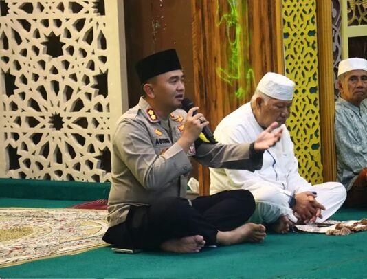 Dari Masjid Muhammadiyah, Kapolres Lebong Tegaskan Komitmen Jaga Keamanan Pelajar